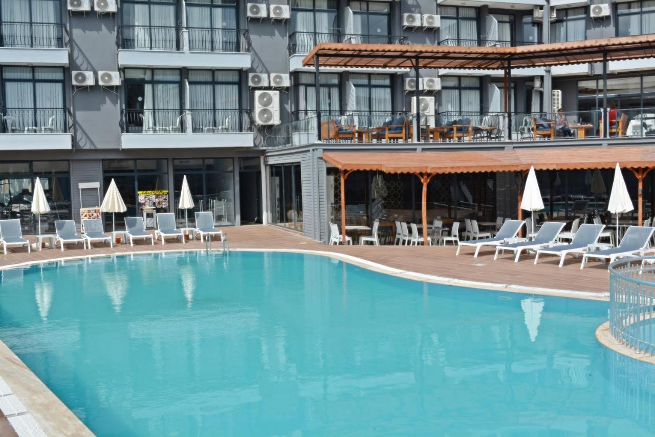 Clover Magic Park Side Hotel 外观 照片