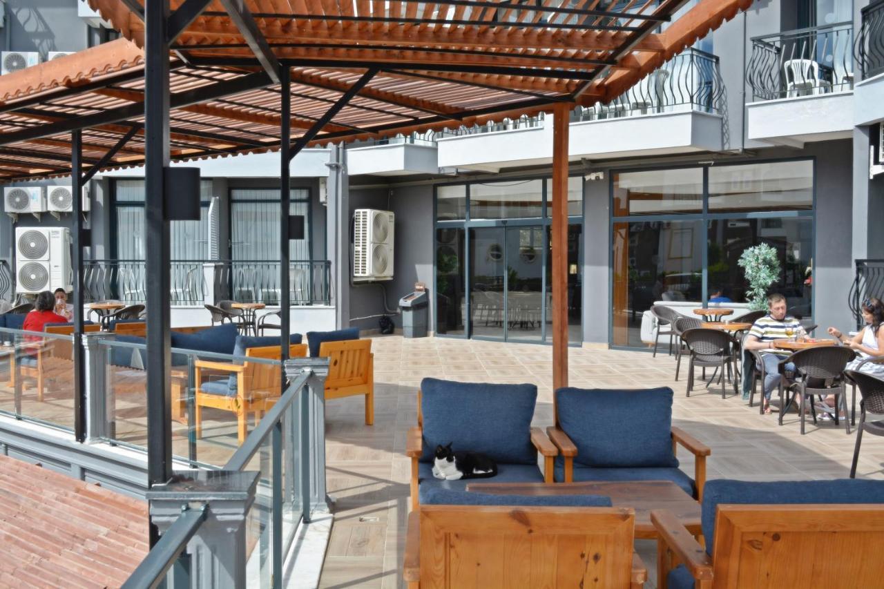Clover Magic Park Side Hotel 外观 照片
