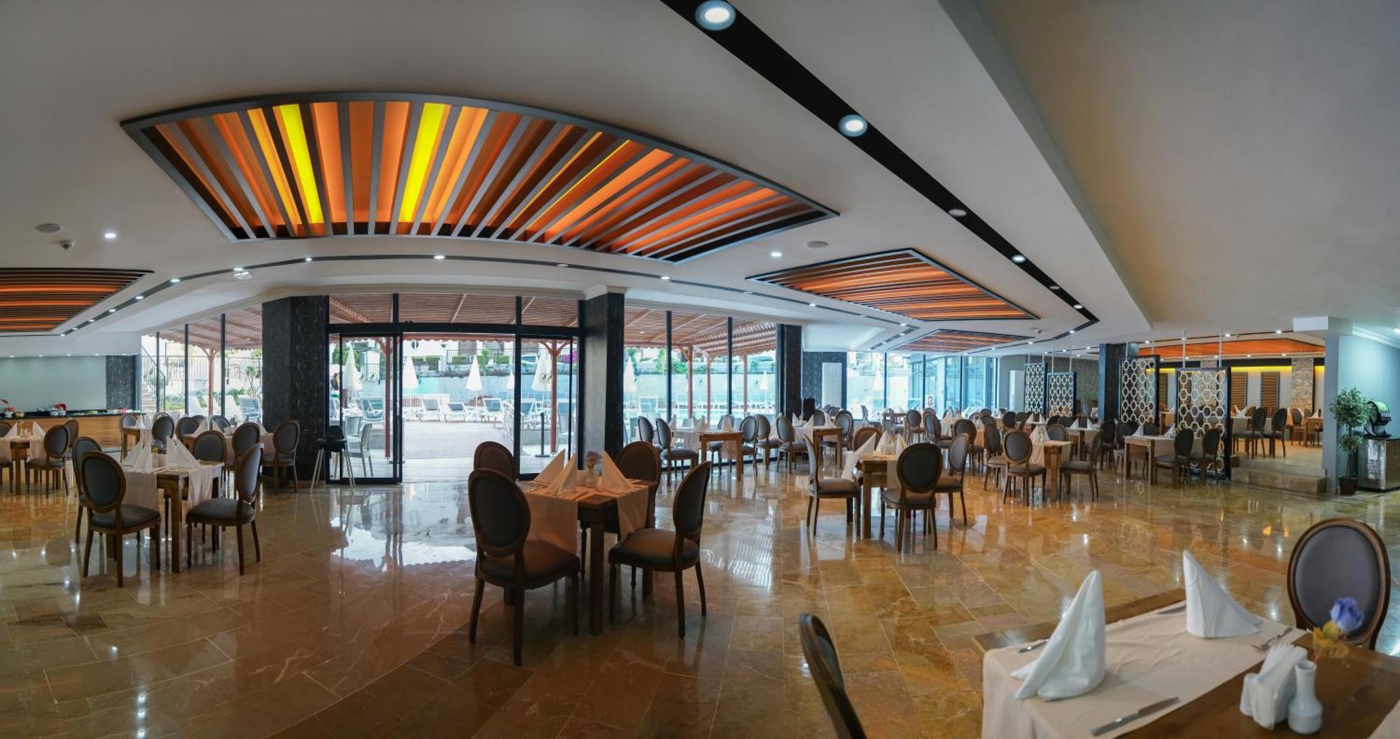 Clover Magic Park Side Hotel 外观 照片