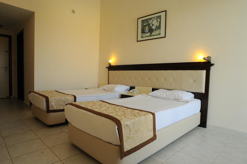 Clover Magic Park Side Hotel 外观 照片