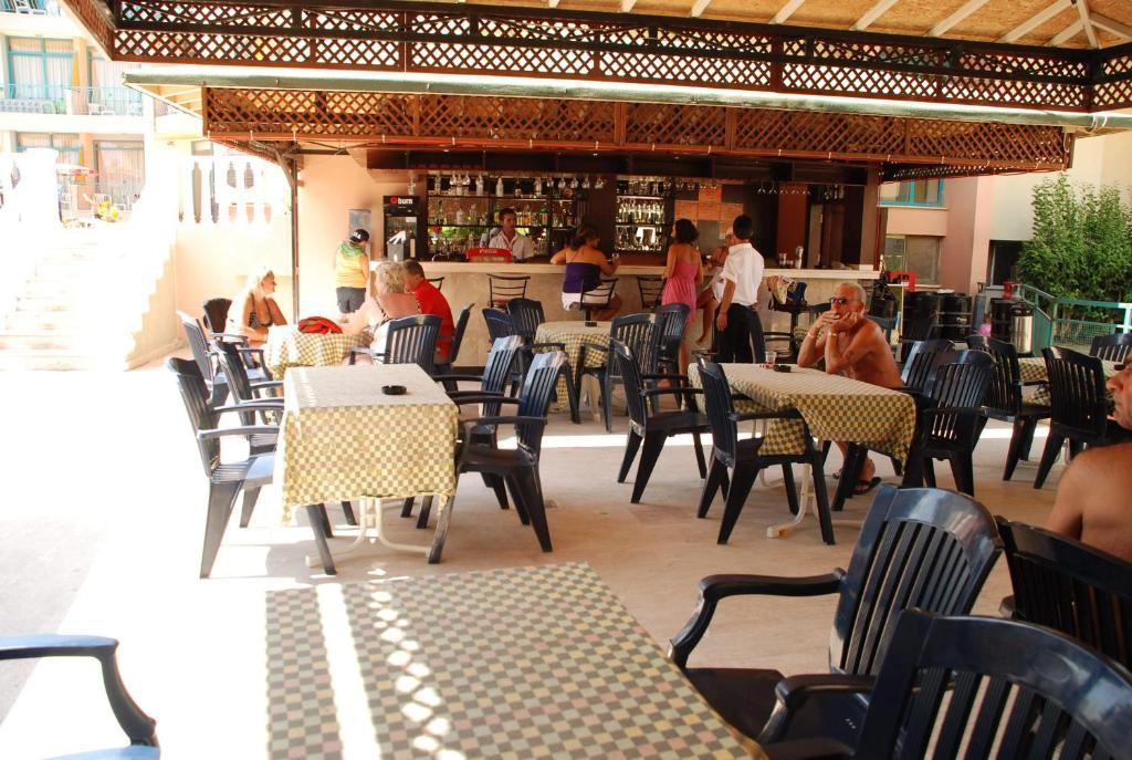 Clover Magic Park Side Hotel 外观 照片